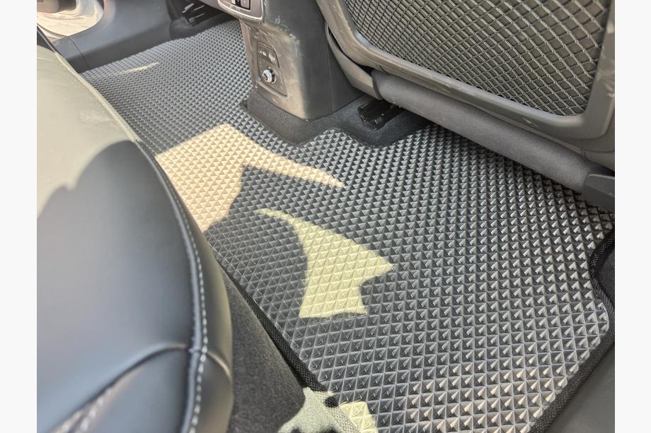 Audi Q4 e-Tron 2021- Tapis de sol EVA (Noir) Photo 12
