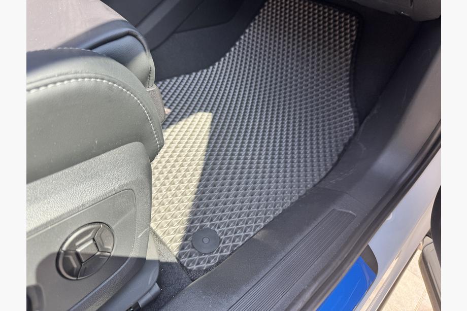 Audi Q4 e-Tron 2021- Tapis de sol EVA (Noir) Photo 13