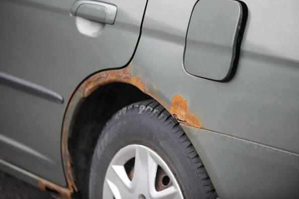 Comment prévenir la corrosion de la carrosserie d’une voiture ?