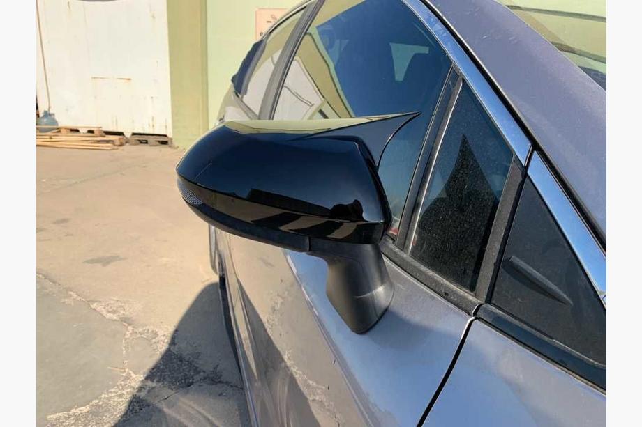 Toyota Corolla 2019- Coques de Rétroviseurs BMW-Style (2 pcs) Photo 1