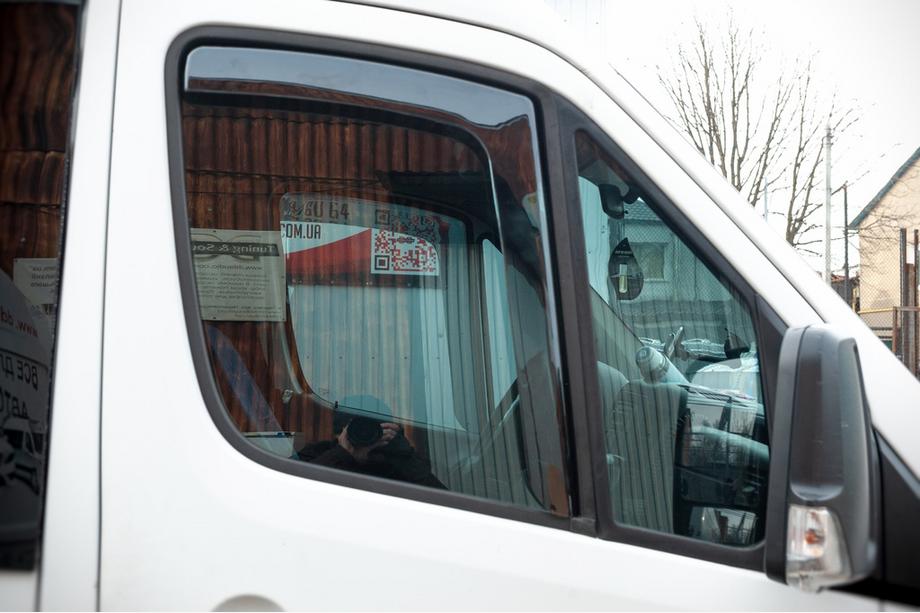 Mercedes Sprinter W906 2006–2018 Déflecteurs de vitres à insérer (fumés, 2 pcs, Cagatay) Image
