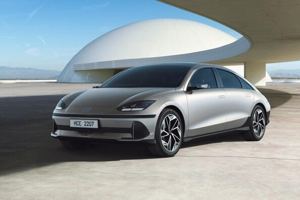 Test de la berline électrique Hyundai IONIQ 6 Photo 2