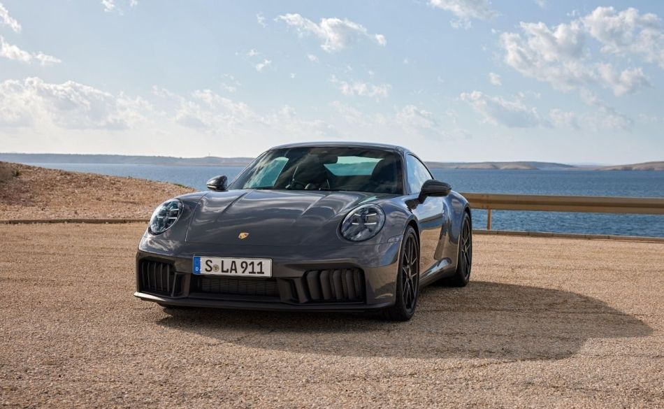 Essai du coupé sport Porsche 911 Carrera : lifting 2024