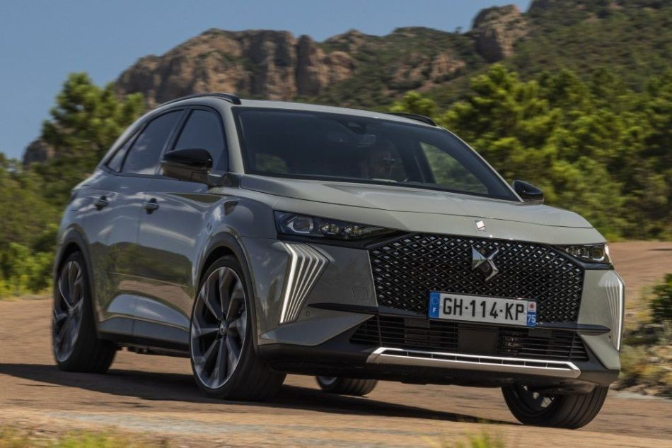 Test du crossover DS 7 : élégance et technologie réinterprétées