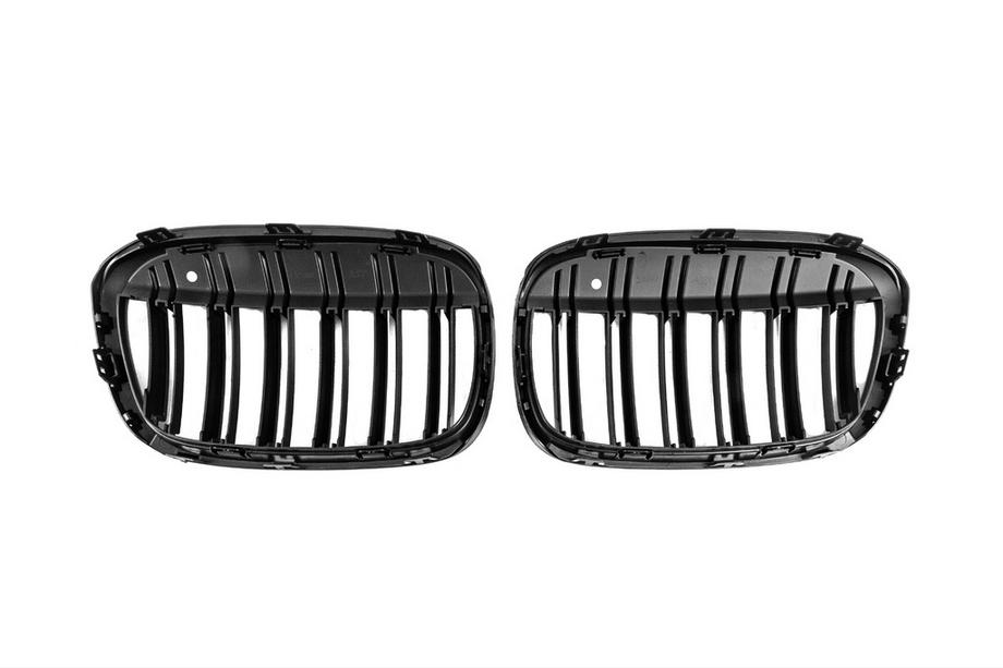 BMW X1 F48 2015-2022 Calandre M-Look (2015-2019, Noir Mat) Photo 5