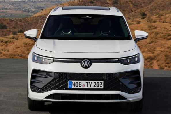 Essai de la Volkswagen Tayron 2024 de deuxième génération