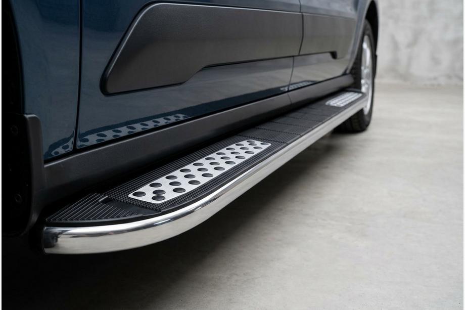 Ford Connect 2021- Marchepieds Latéraux Tayga V2 (2 pcs, Aluminium) Image