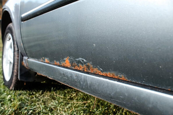 Comment enlever la rouille d’une carrosserie de voiture de vos propres mains ? Photo 1