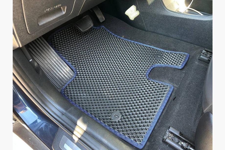 Kia Niro 2016–2021 Tapis de sol EVA (E-Niro 2018-2022, Noir) Image