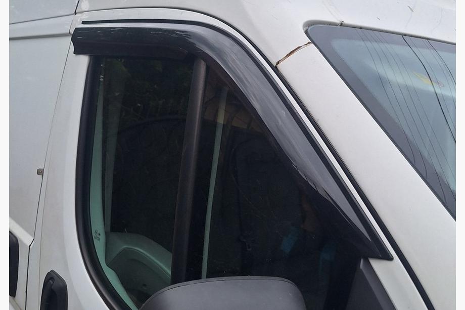 Opel Movano 2021- Déflecteurs de Vitres (2 pcs, Sunplex) Image