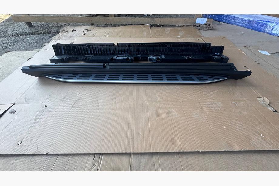 Mercedes GLE W167 2018- Déstockage Marchepieds latéraux (sans kit de fixation, 2 pcs, OEM) Photo 2