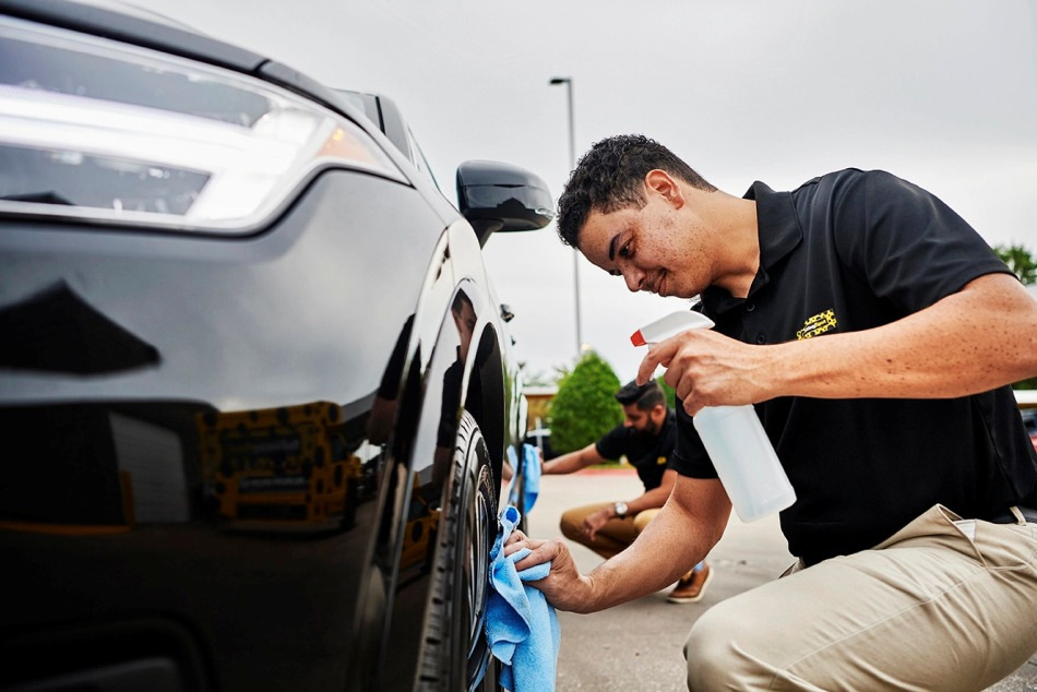 Conseils pour prendre soin d’une voiture tunée : comment préserver l’apparence et les caractéristiques