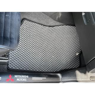 Tapis de sol EVA (noirs) Mitsubishi Outlander 2001-2006 photo 3