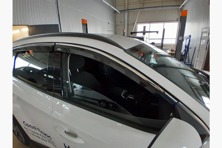 Hyundai Tucson NX4 2021- Deflecteurs de Vitres avec Moulure Chromee Niken Luxury (4 pcs) Image