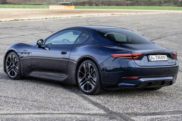 Test de la Maserati GranTurismo Folgore : un triomphe électrique du style italien Photo 2