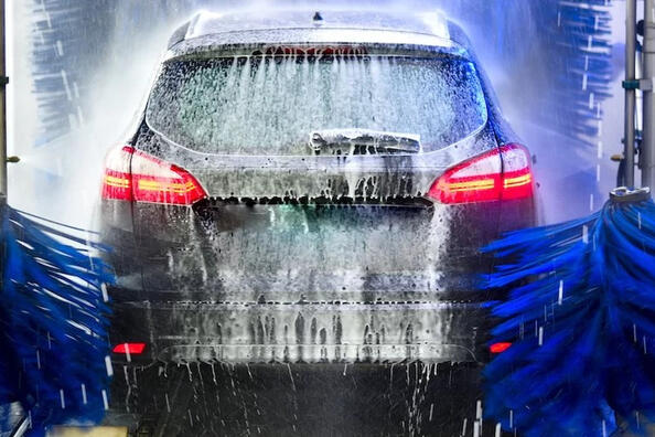 Comment choisir un lave-auto et quels services y sont proposés ?