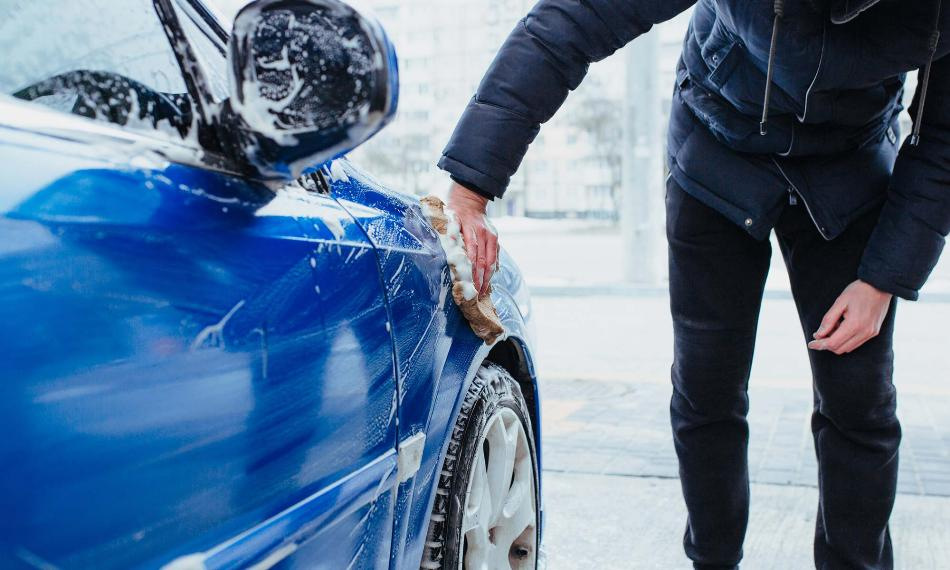 Avez-vous besoin de laver votre voiture en hiver ?