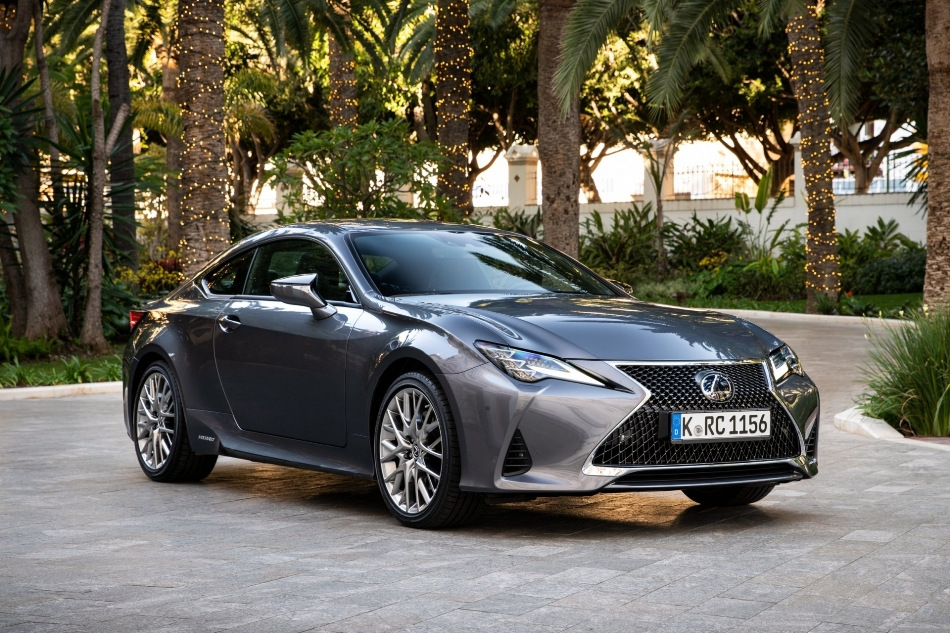Aperçu du restylage de la Lexus RC de première génération