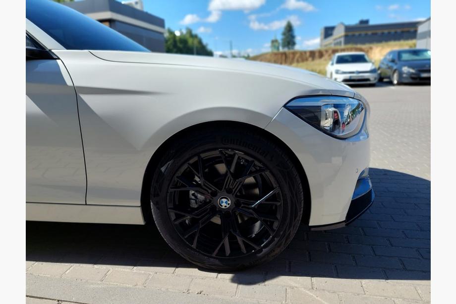 BMW 1 Series F20/F21 2011-2019 Lame avant DPT V-1 (Pour M Performance, Noir Brillant, 2 pièces) Photo 10