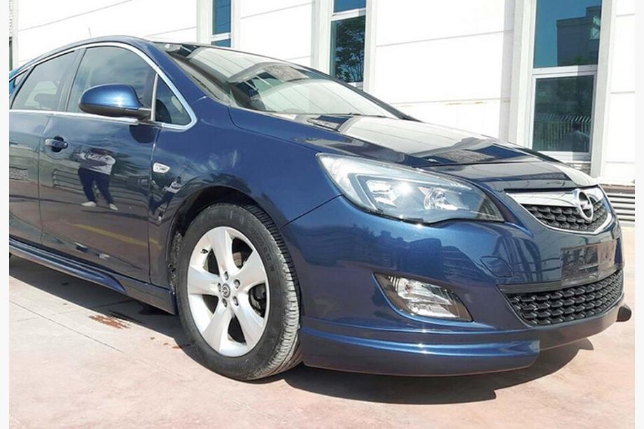 Opel Astra J 2009-2015 Lame avant DPT V-2 (apprêtée pour peinture) Photo 3