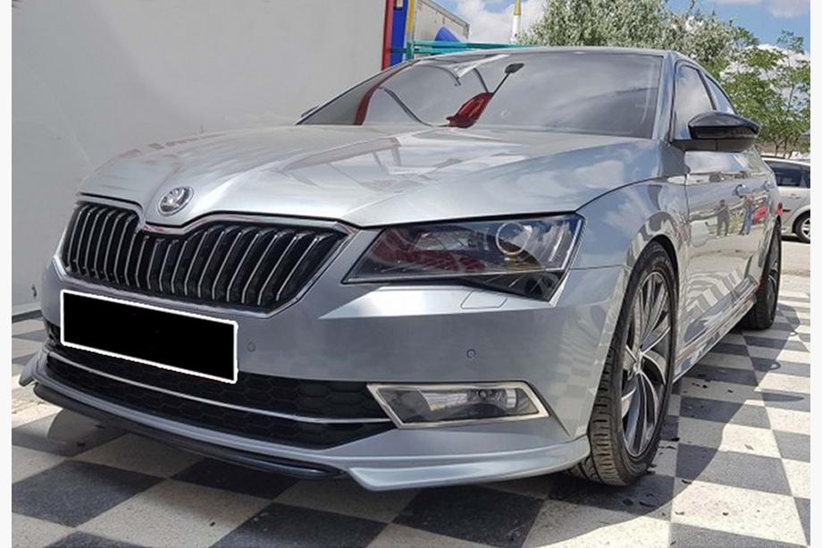 Skoda Superb 2015-2024 Lame avant DPT V-1 (2015-2020, Noir Brillant) Photo 4