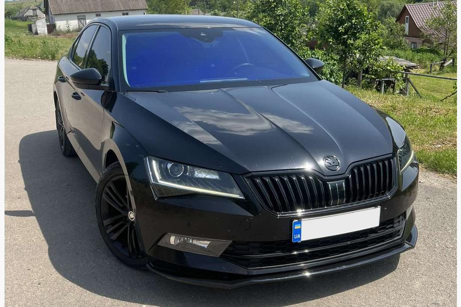 Skoda Superb 2015-2024 Lame avant DPT V-2 (2015-2020, Noir Brillant) Photo 13