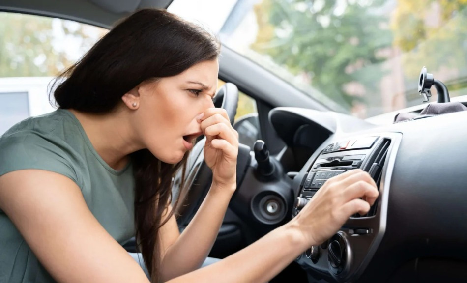 Comment éliminer une odeur désagréable des conduits d’air d’une voiture ?