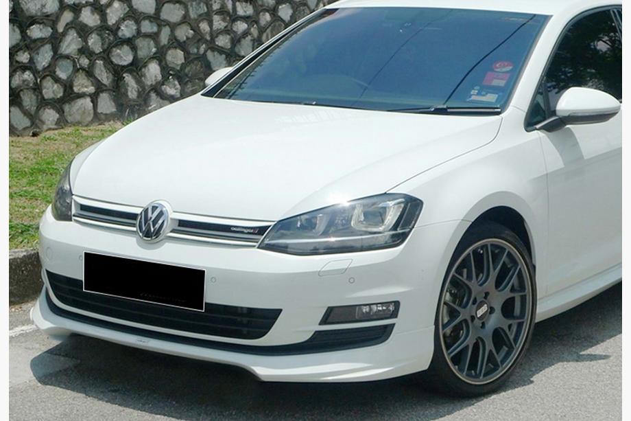 Volkswagen Golf 7/E-Golf 2012-2020 Lame avant DPT V-5 (pour pare-chocs d'origine, 2012-2017, noir brillant) Photo 1