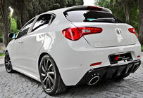 Alfa Romeo Giulietta 2010-2020 Diffuseur Arrière DPT V-1 (Noir Brillant) photo 1