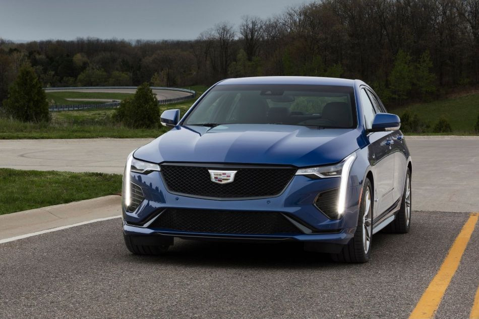 Essai de la berline haut de gamme Cadillac CT4