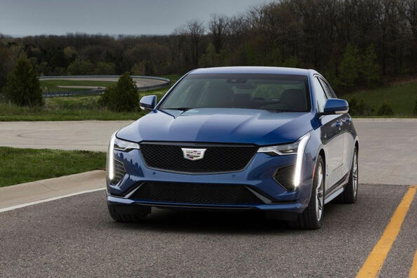 Essai de la berline haut de gamme Cadillac CT4