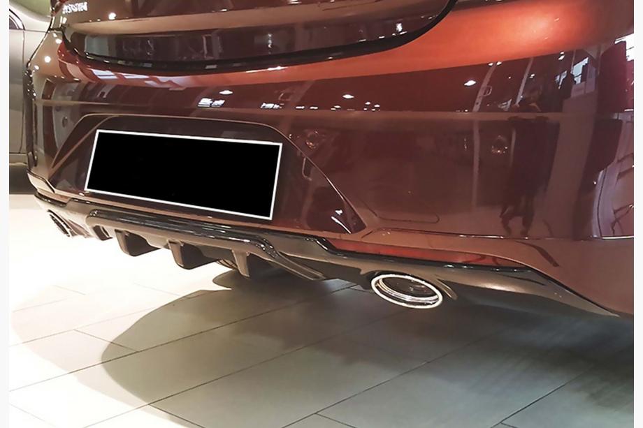 Opel Insignia 2017-2022 Diffuseur Arrière DPT (SD, Noir Brillant) Image