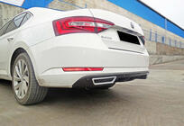 Skoda Superb 2015-2024 Diffuseur Arrière DPT V-2 (Noir Brillant) photo 3