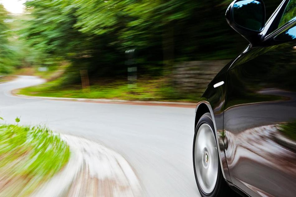 Avantages et inconvénients des différents types de motorisation : lequel choisir ?