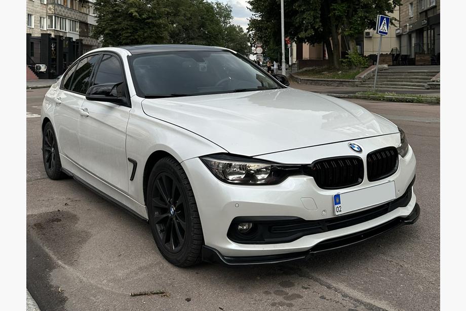 BMW 3 Series F30/F31 2012-2019 Couvre-seuils DPT (pour bas de caisse Base, noir brillant) Photo 3