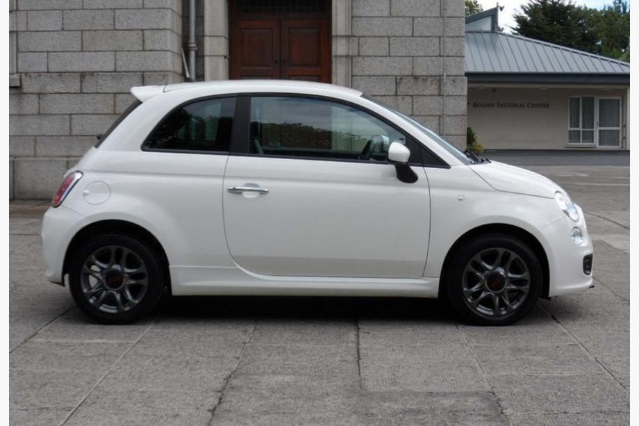 Fiat 500/500L 2013-2022 Bas de Caisse DPT (Noir Brillant) Photo 2