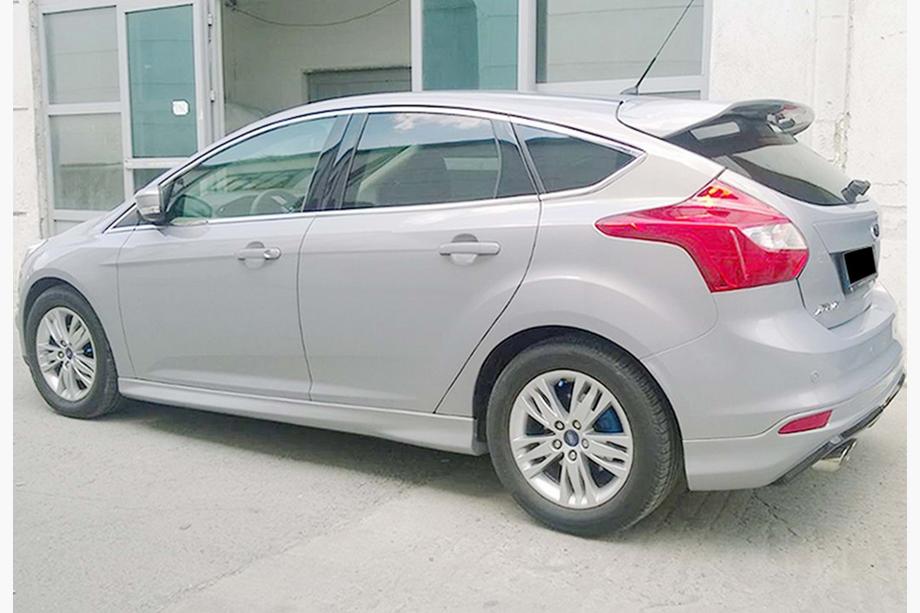 Ford Focus III 2011-2017 Bas de Caisse DPT (2011-2014, apprêtés) Photo 4