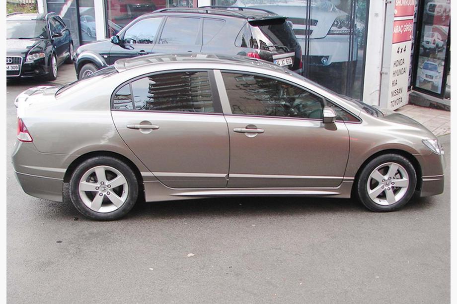 Honda Civic Sedan VIII 2006-2011 Bas de Caisse DPT (apprêtés pour peinture) Photo 2
