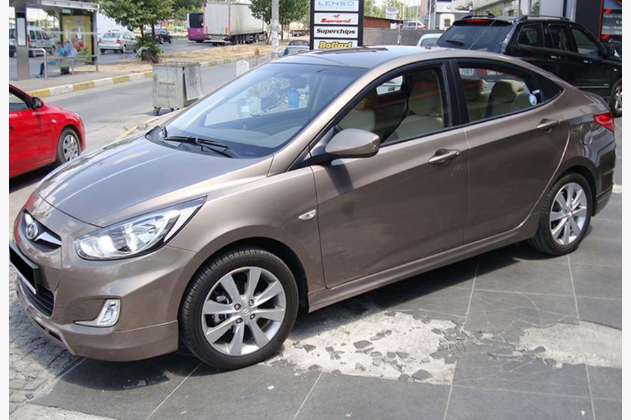 Hyundai Accent 2011-2017 Bas de Caisse DPT (apprêtés pour peinture) Photo 4