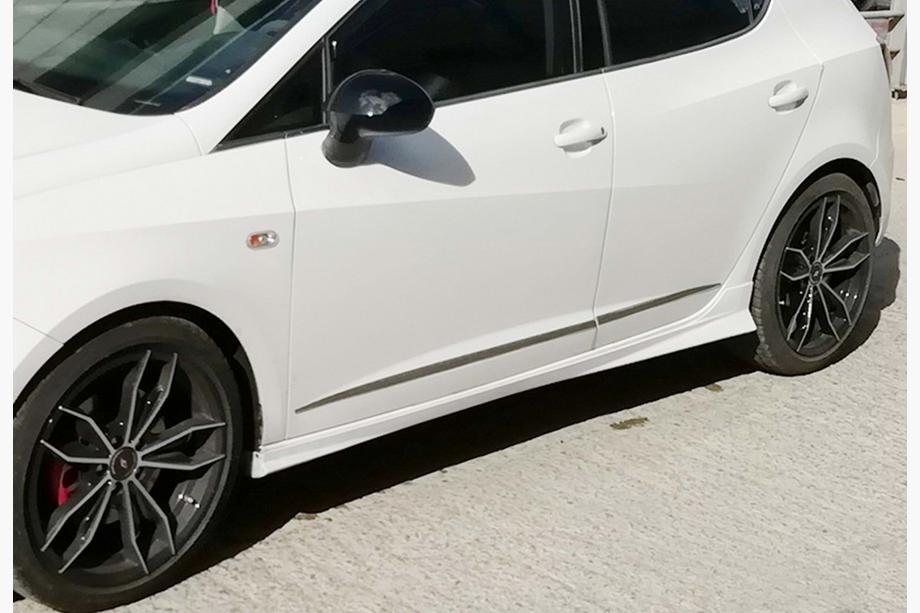 Seat Ibiza 2017- Bas de Caisse DPT V-3 (Noir Brillant) Image