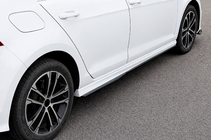 Volkswagen Golf 7/E-Golf 2012-2020 Bas de Caisse DPT V-4 (Noir Brillant) photo 1