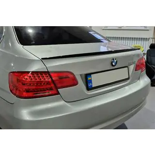 Aileron M3-Style (pour E92, Noir Brillant)