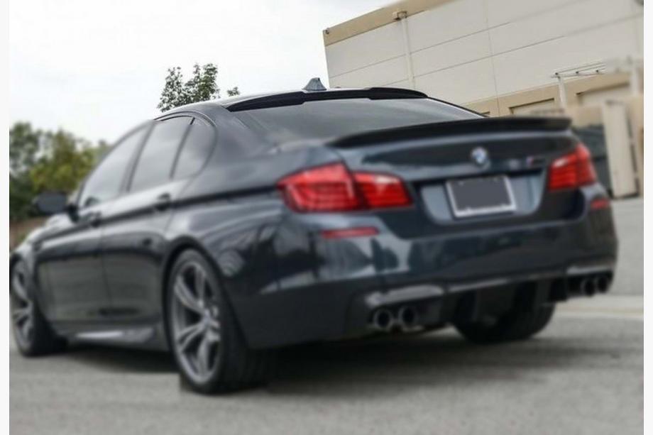 BMW 5 Series F10/F11 2010–2016 Aileron Arrière M4-Style V1 (pour F10, Noir Brillant) Photo 4