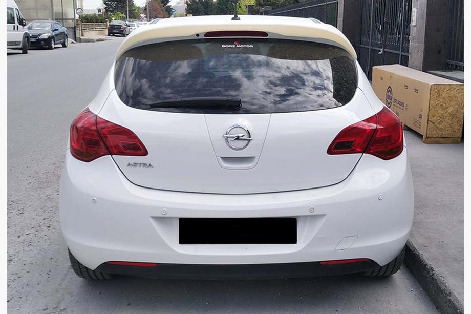 Opel Astra J 2009-2015 Aileron DPT (HB, à peindre) Photo 6