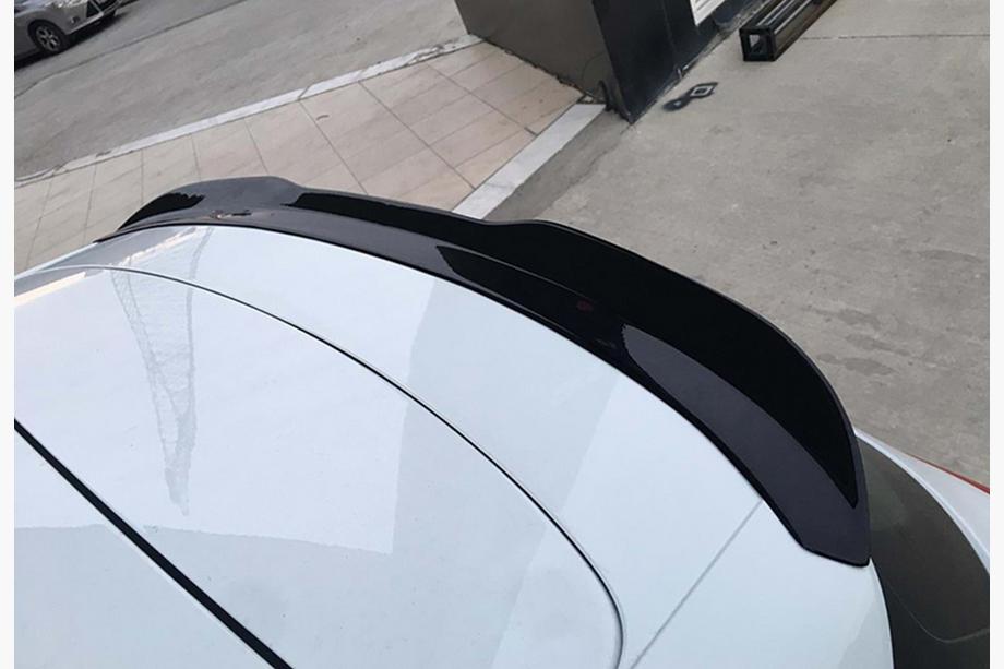 Renault Clio V 2019- Aileron DPT V-1 (Noir Brillant) Image