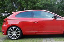 Seat Leon 2013-2020 Aileron DPT V-1 (2 portes, Noir Brillant) photo 4