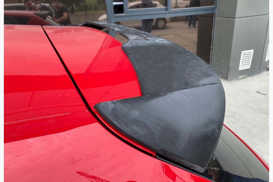 Seat Leon 2013-2020 Aileron DPT V-5 (Noir Brillant) Image