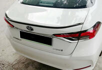 Toyota Corolla 2019- Aileron DPT (Noir Brillant) photo 1