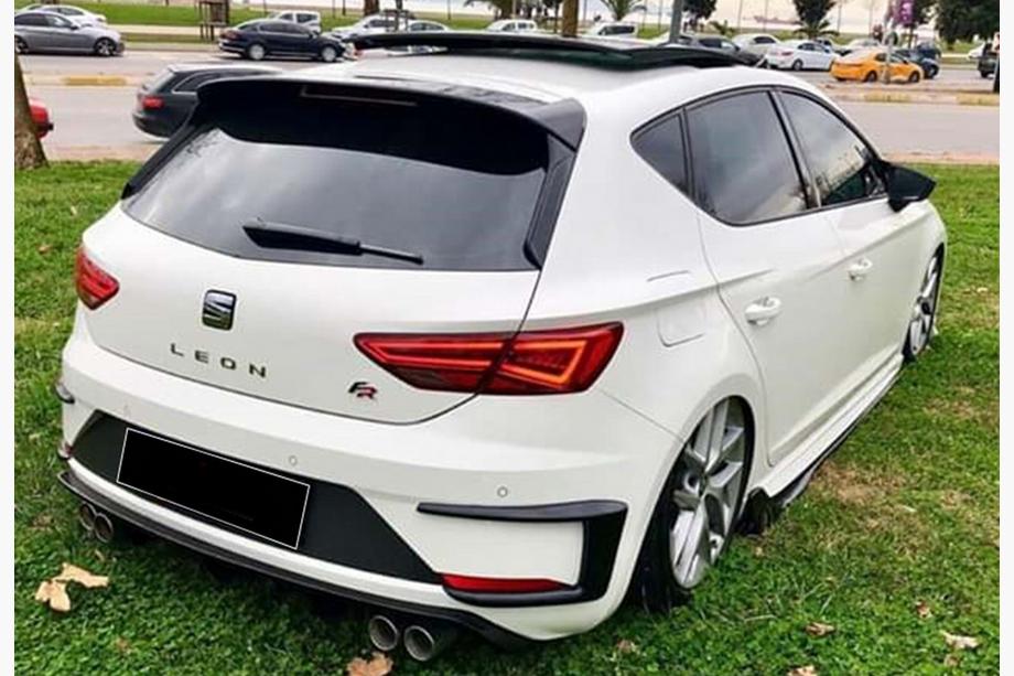 Seat Leon 2013-2020 Extensions de pare-chocs arrière DPT (2017-2020, 2 pièces, noir brillant) Photo 3
