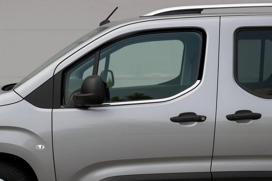 Citroen Berlingo/Multispace 2018- Encadrement de vitres Omsa Line (2 pcs, inox) Photo 2